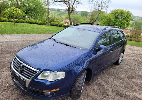 Volkswagen Passat cena 16900 przebieg: 141222, rok produkcji 2007 z Sandomierz małe 379